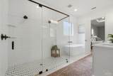 908 Yonge St - Photo 22