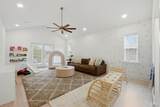 908 Yonge St - Photo 29