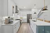 908 Yonge St - Photo 6