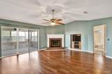1024 Oak View Dr - Photo 15