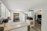 100 Teakwood Cir - Photo 6