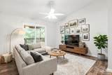 2303 Michigan Ave - Photo 2