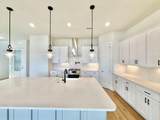 208 Clipper Dr - Photo 9