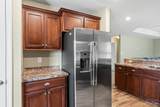2143 Waltham St - Photo 17