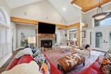 2710 Sandicrest Dr - Photo 6