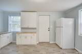 2407 Lakeview Ave - Photo 10