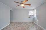 2407 Lakeview Ave - Photo 3