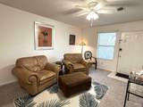 3202 Redwood Ln - Photo 5