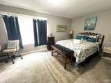 1301 Redwood Ln - Photo 13