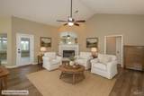 6073 Breckenridge Dr - Photo 2