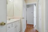 2333 Trailwood Dr - Photo 18