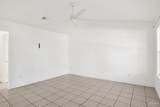 3437 Riverside Dr - Photo 4