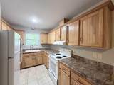 4700 Thoroughbred Dr - Photo 11
