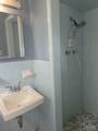 1402 Leonard St - Photo 11