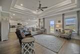 383 Charlton St - Photo 3