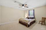 1437 Kings Rd - Photo 39