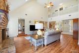 1437 Kings Rd - Photo 8