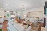 598 Romana St - Photo 18