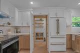 1613 Desoto St - Photo 7