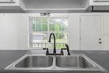 1087 New Haven Dr - Photo 18