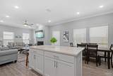 1121 Romana St - Photo 11