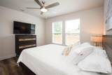 1101 Romana St - Photo 18