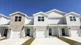 2402 Cliff Hollow Cir - Photo 1