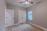 210 Lakeview Ave - Photo 10