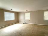 744 Boxwood Dr - Photo 5