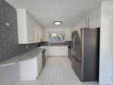 243 Euclid St - Photo 8