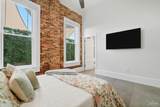 17 Palafox Pl - Photo 21