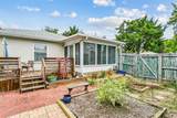 1878 Vineyard St - Photo 23