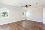 1125 Harbor Ln - Photo 18