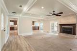 1125 Harbor Ln - Photo 4