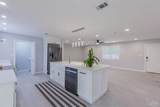 213 Tyson St - Photo 11