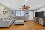 7009 Esther St - Photo 10