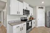 7594 Saddlebrook Ave - Photo 9