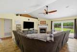 952 Lake Aire Dr - Photo 15