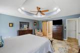 952 Lake Aire Dr - Photo 22