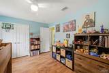 952 Lake Aire Dr - Photo 31