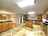 1810 Twin Pine Blvd - Photo 8