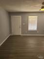 410 Lloyd St - Photo 2