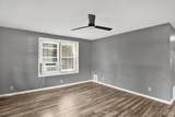 3300 Lee St - Photo 3