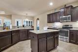 989 Legacy Oaks Dr - Photo 19