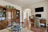 989 Legacy Oaks Dr - Photo 34