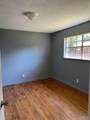 1024 Sawyer St - Photo 8