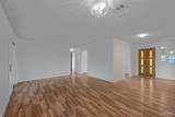 1095 Langley Ave - Photo 10