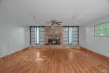 1095 Langley Ave - Photo 20