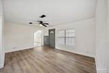 4133 Lawrence Ave - Photo 4