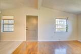 3411 Yonge St - Photo 9